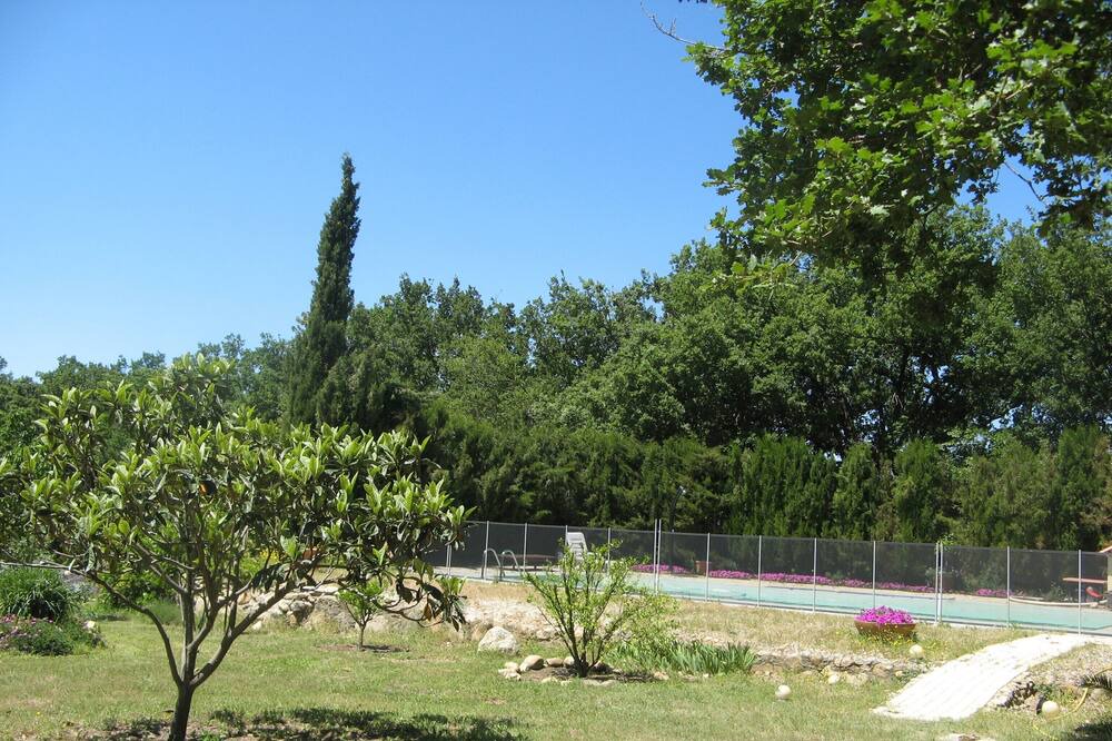 Photo of Outdoor in Saint-Andre