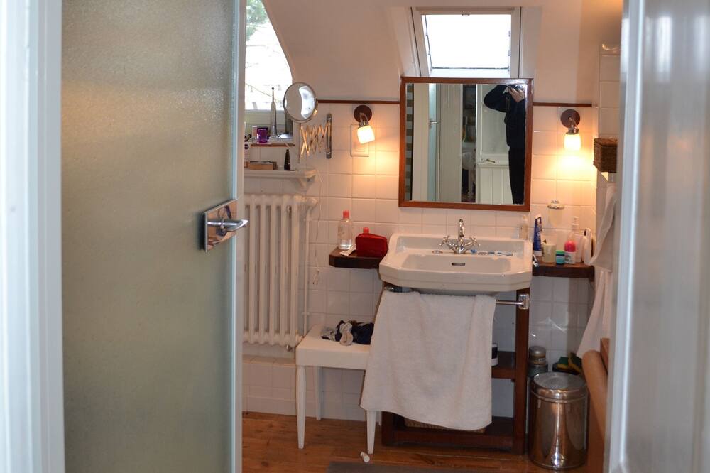 Photo of Bathroom in Houlgate