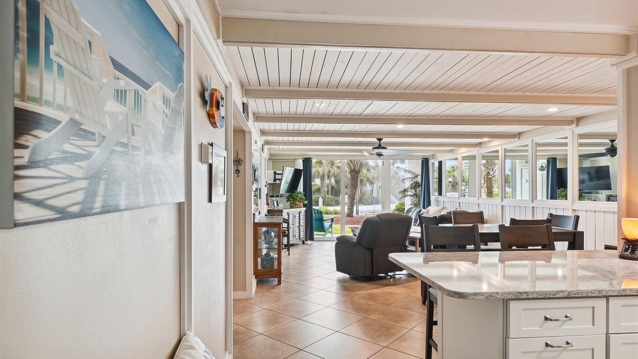 Photo of Others in Holiday Isle