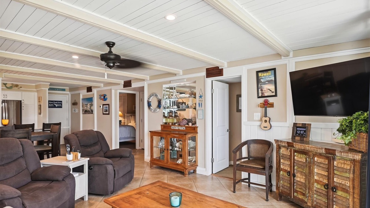 Photo of Others in Holiday Isle