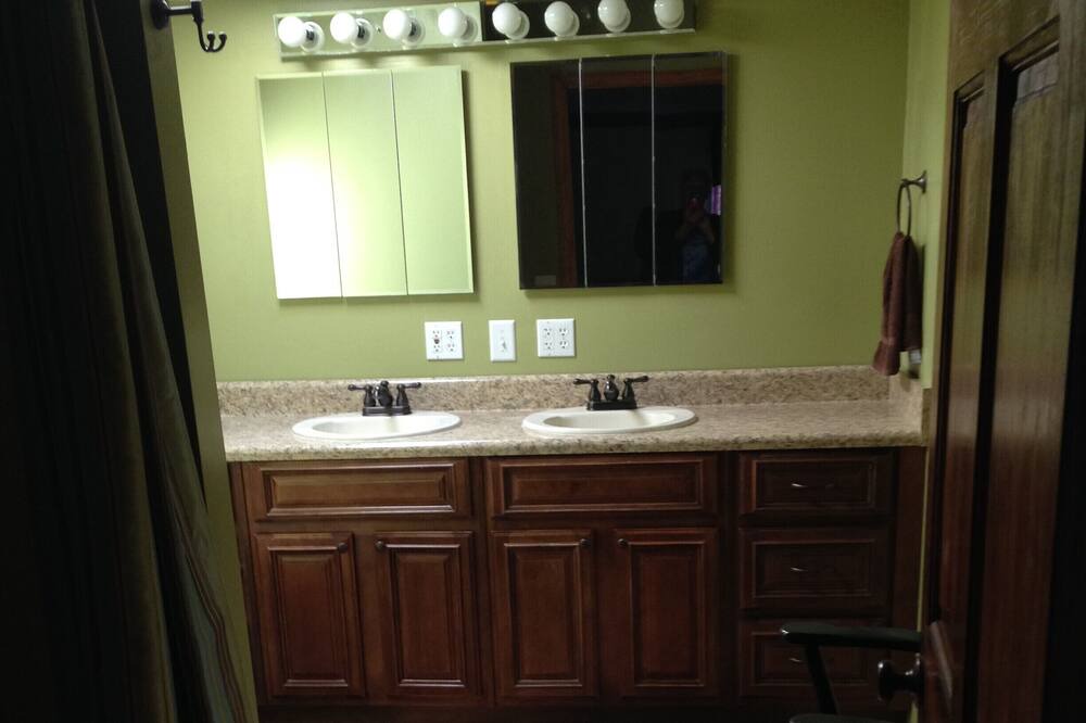 Photo of Others in Warwick