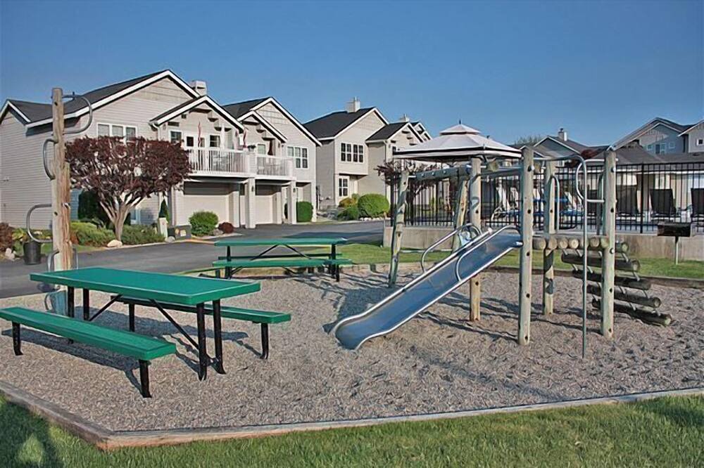 Photo of Outdoor in Wapato Point