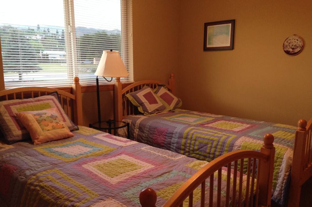 Photo of Others in Wapato Point