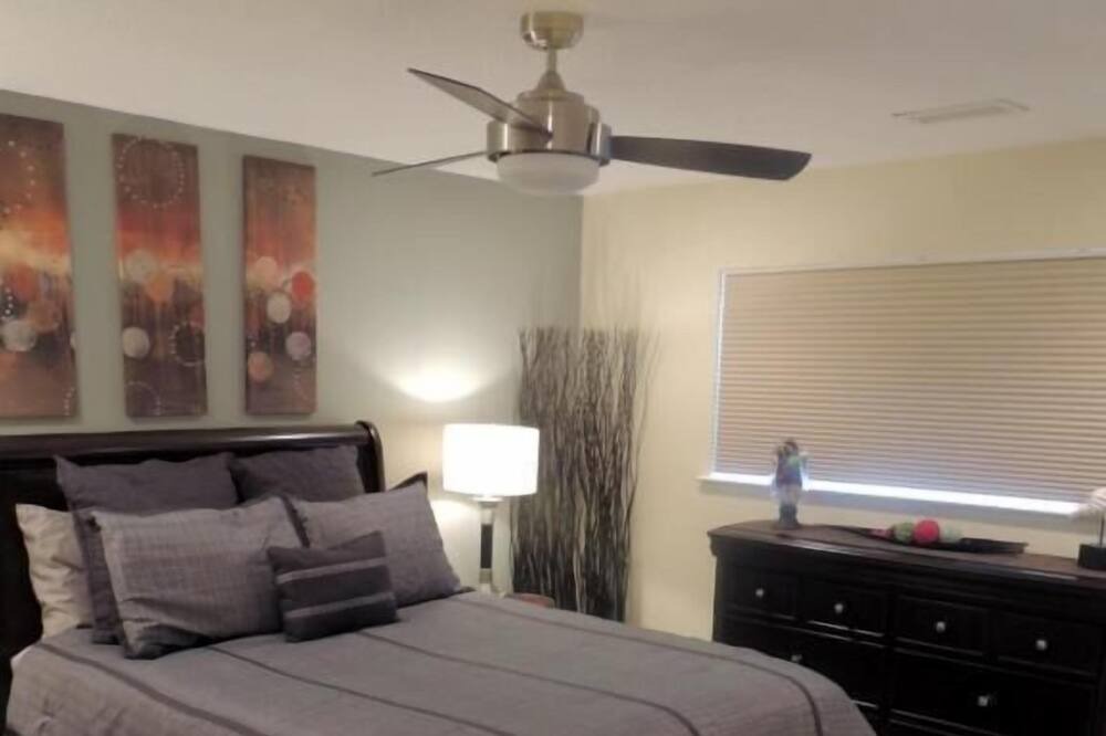 Photo of Bedroom in Onate