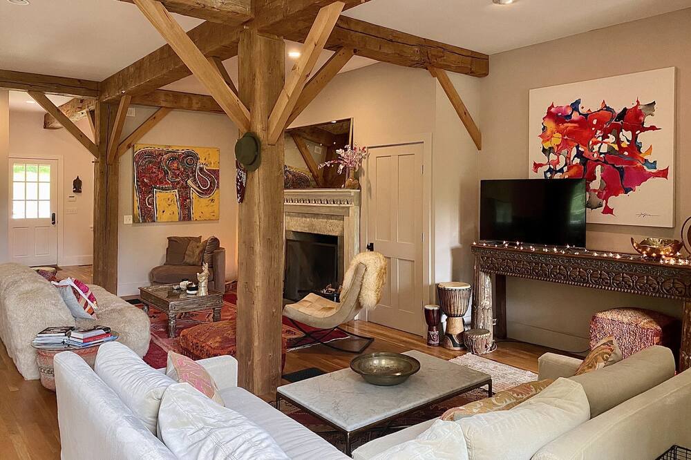 Photo of Bedroom in South Lee