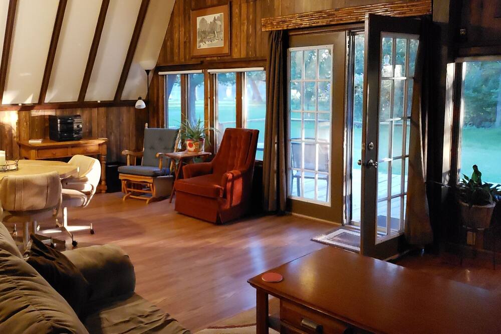 Photo of Livingroom in Anthony