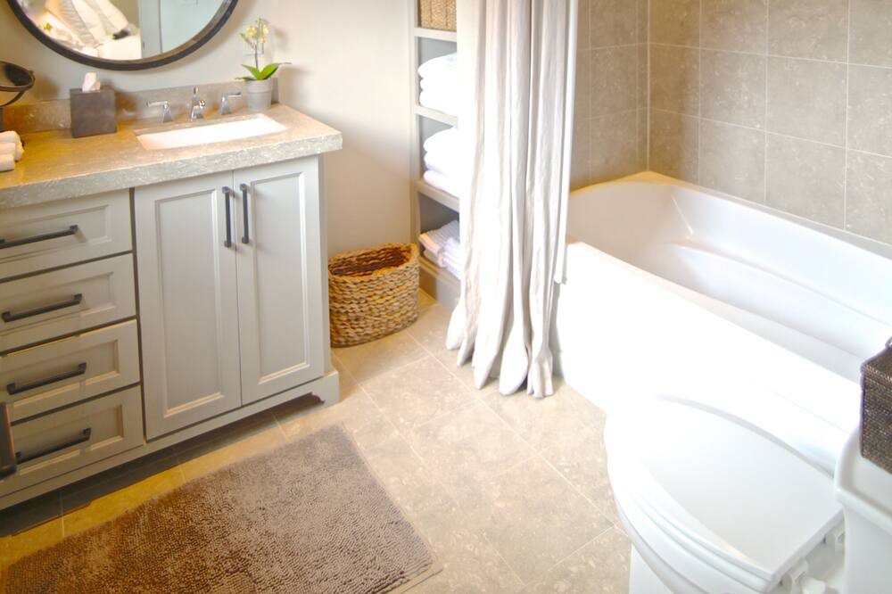Photo of Bathroom in Houston Heights