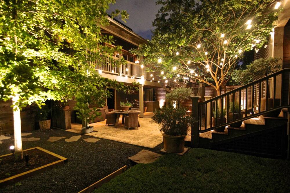 Photo of Outdoor in Houston Heights