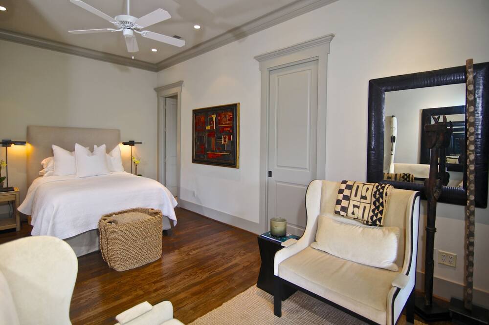 Photo of Bedroom in Houston Heights