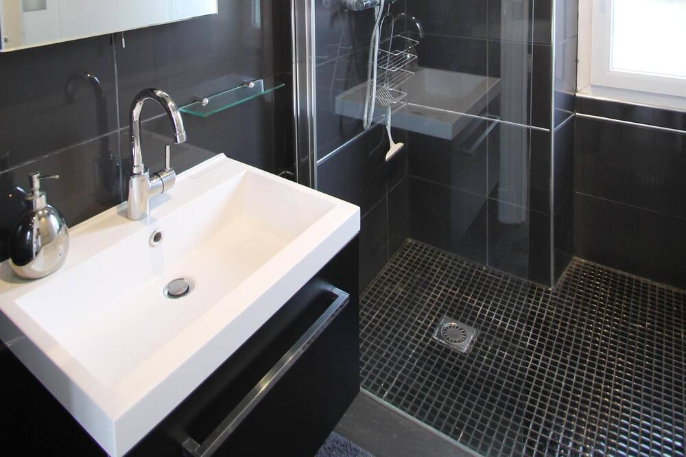 Photo of Bathroom in Madeleine - Saint-Leonard