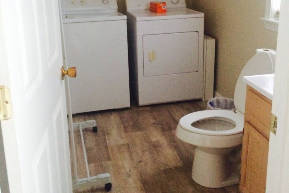 Photo of Bathroom in Langston