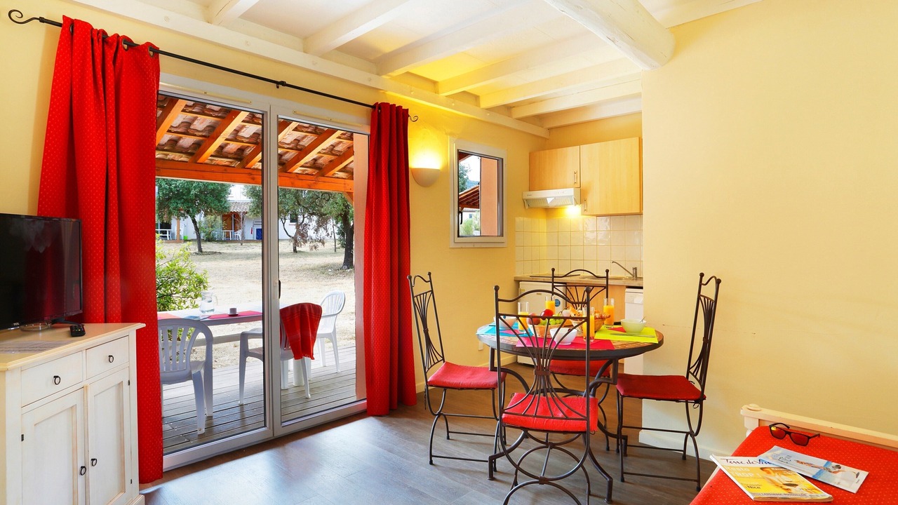 Photo of Others in Sauve