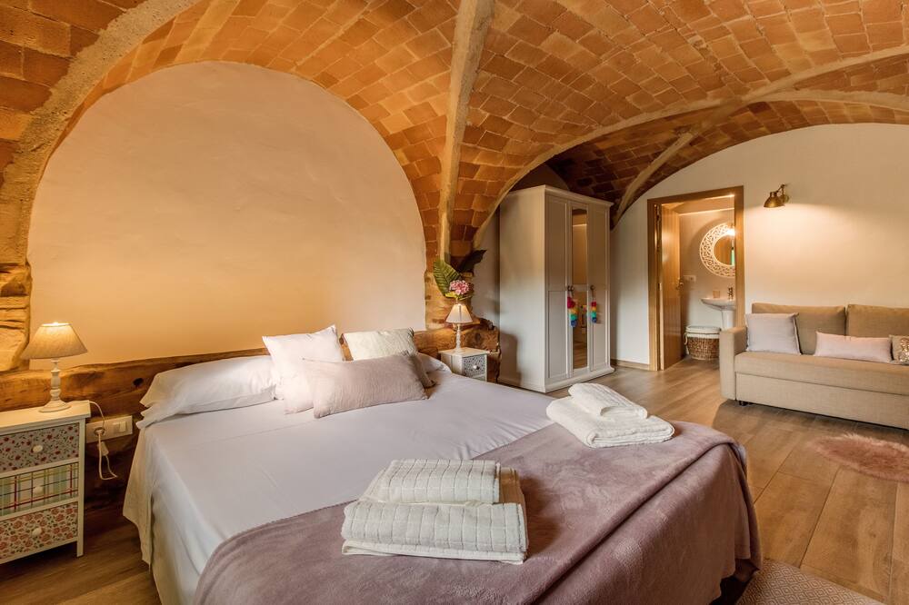 Photo of Bedroom in Perelada