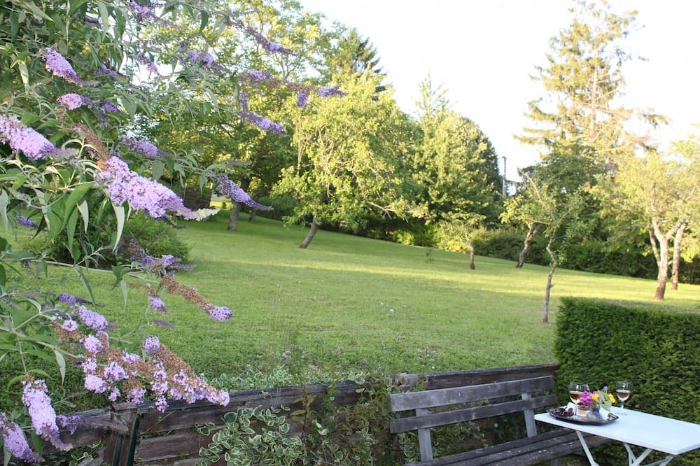 Photo of Outdoor in Voisines