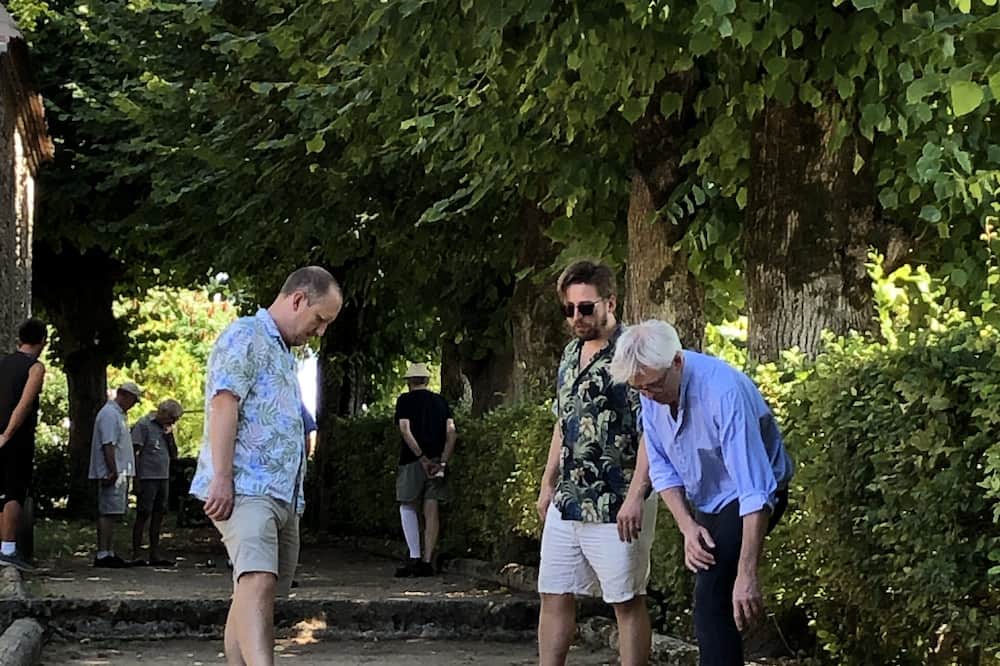 Photo of Others in Voisines