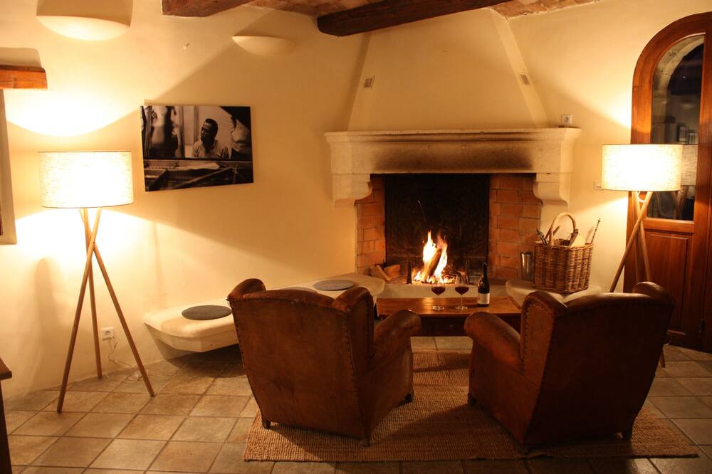 Photo of Livingroom in Brouzet-les-Quissac