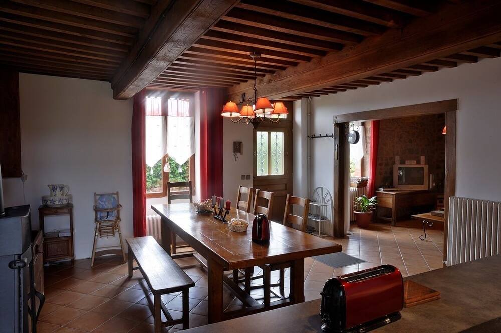 Photo of Kitchen in Dun-les-Places