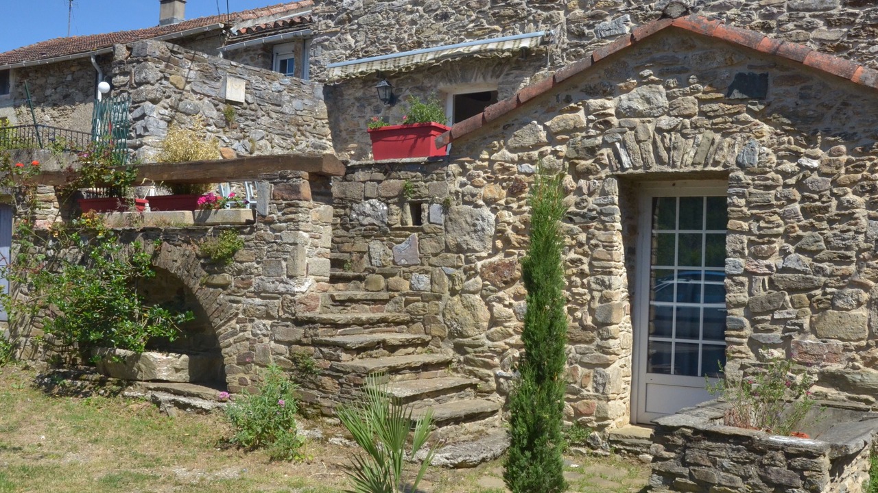 Photo of Outdoor in Premian