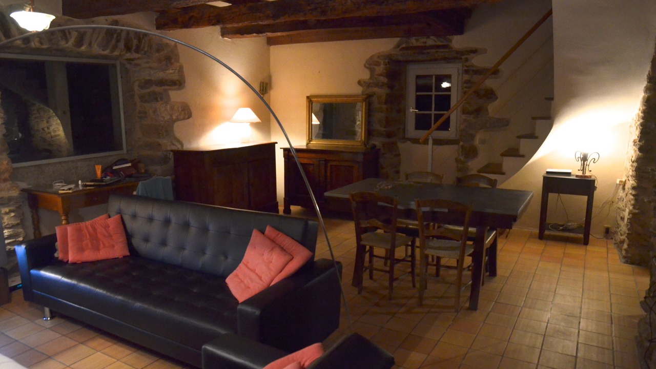 Photo of Others in Premian