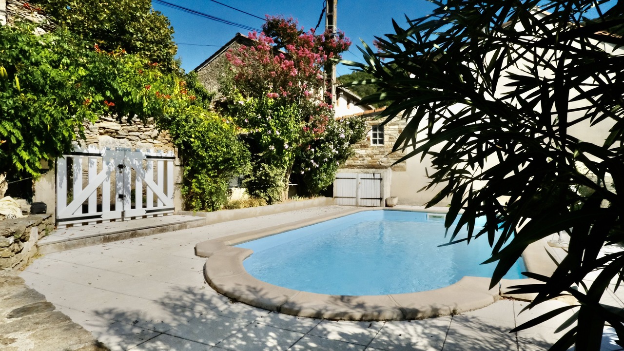 Photo of Outdoor in Premian