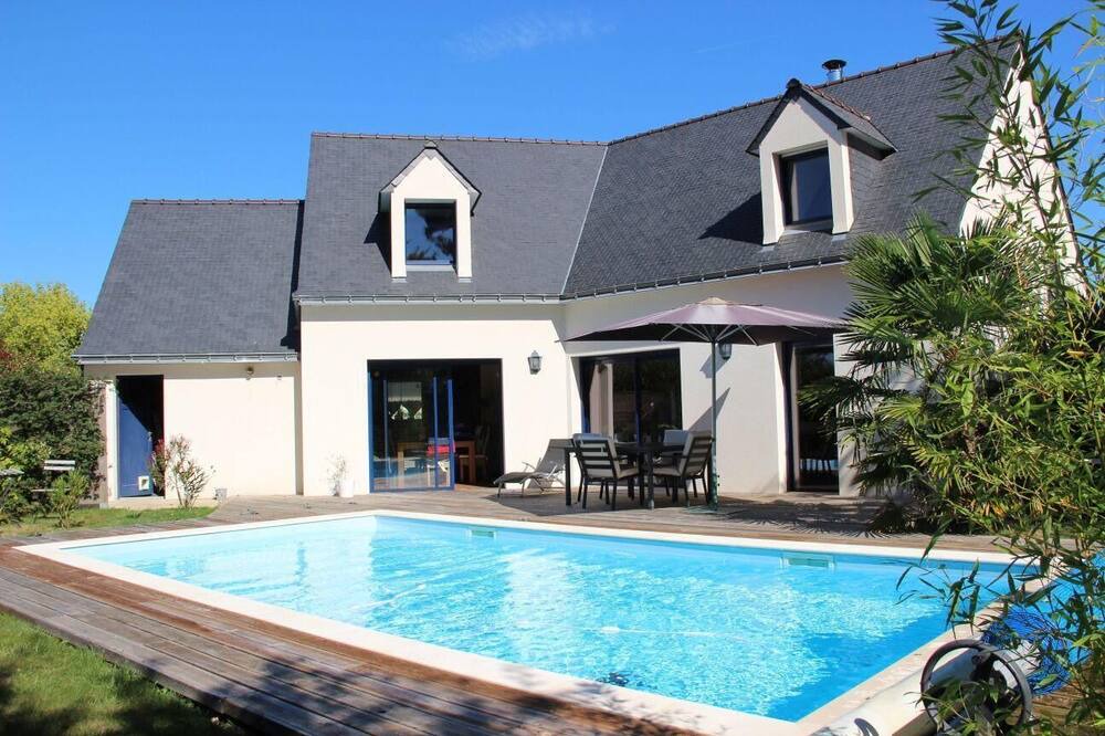 Photo of Outdoor in Theix-Noyalo