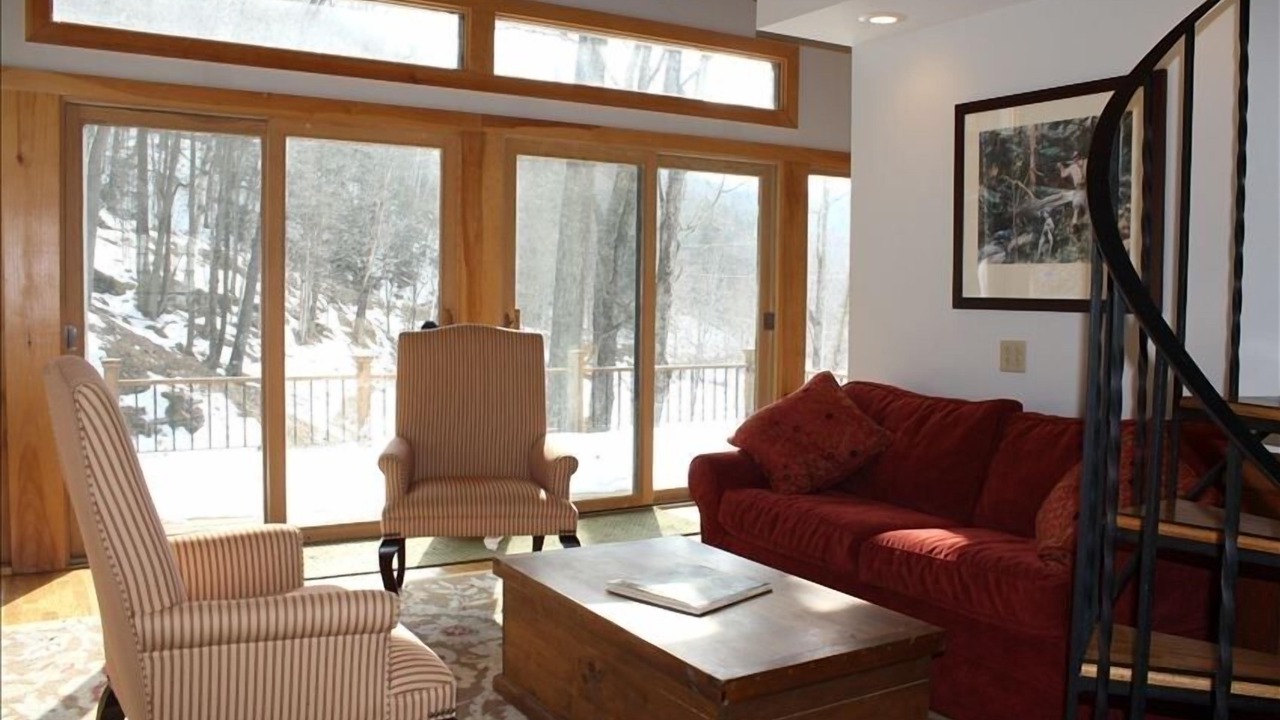 Photo of Livingroom in Barnard