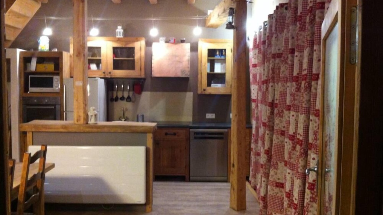 Photo of Kitchen in Huez-en-Oisans