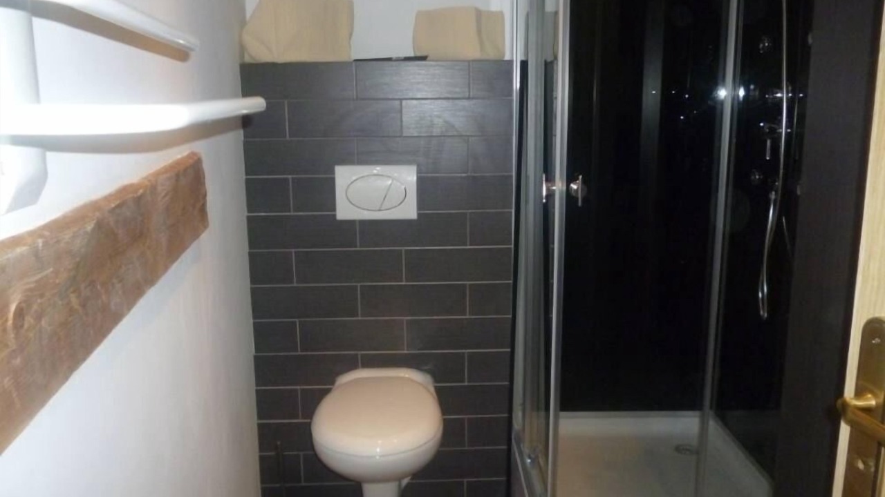 Photo of Bathroom in Huez-en-Oisans