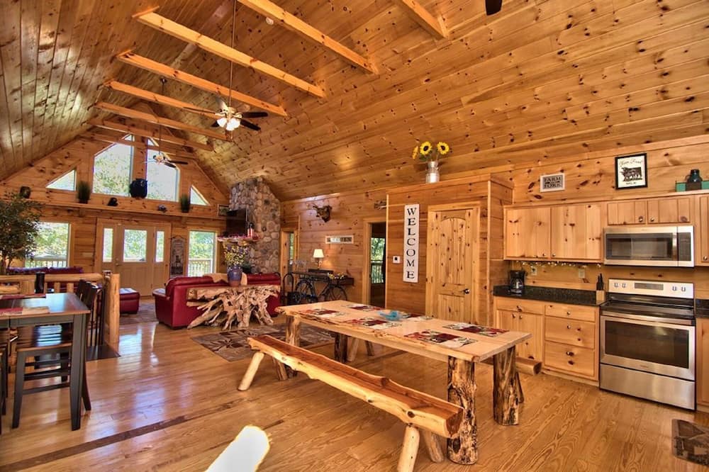 Photo of Livingroom in White Haven