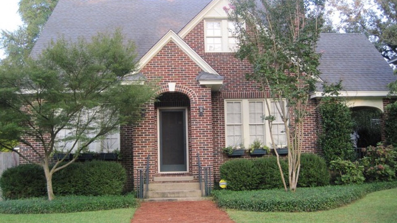 Photo of Buildings in Summerville