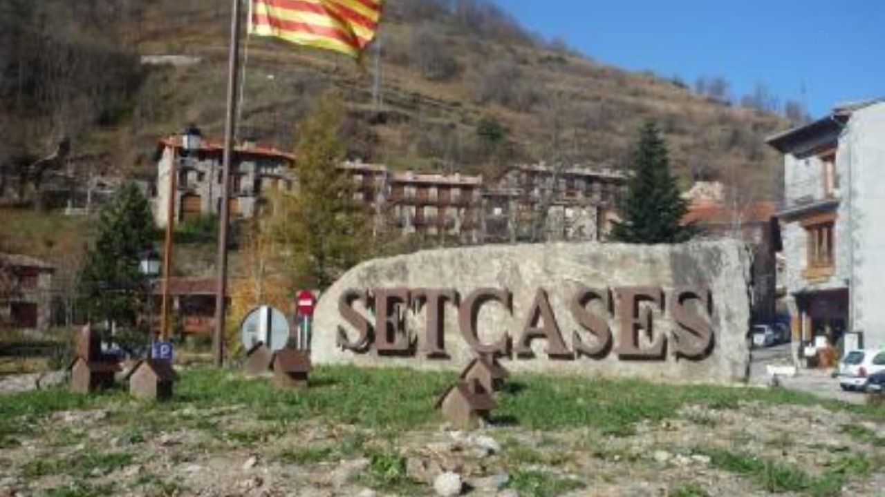 Photo of Outdoor in Setcases