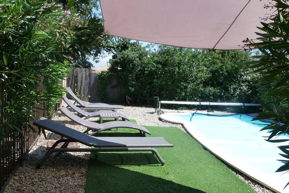 Photo of Outdoor in Pont-Saint-Esprit