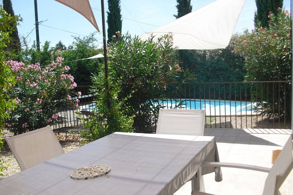 Photo of Patio Balcony in Pont-Saint-Esprit
