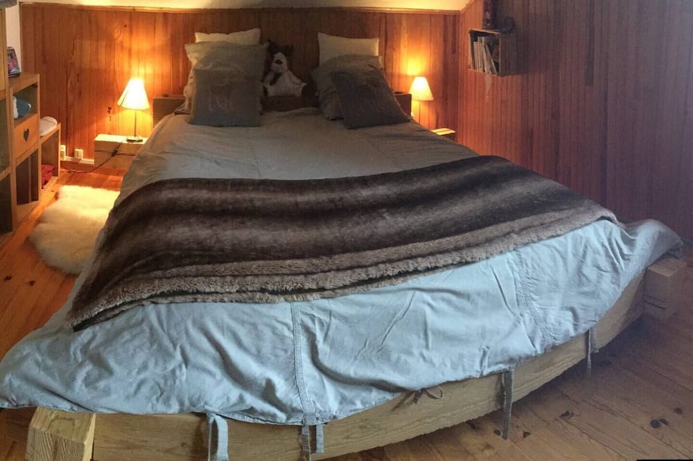 Photo of Bedroom in Saint-Pancrasse