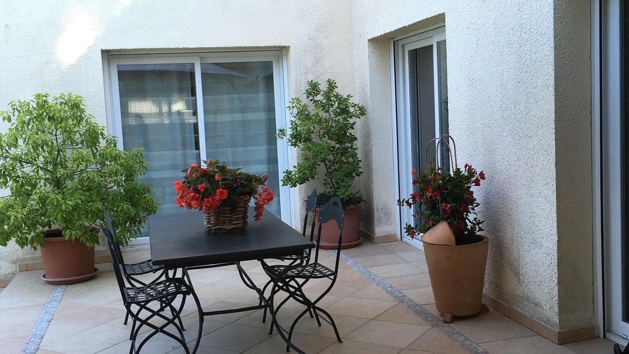 Photo of Patio Balcony in Saint-Clement-de-Riviere