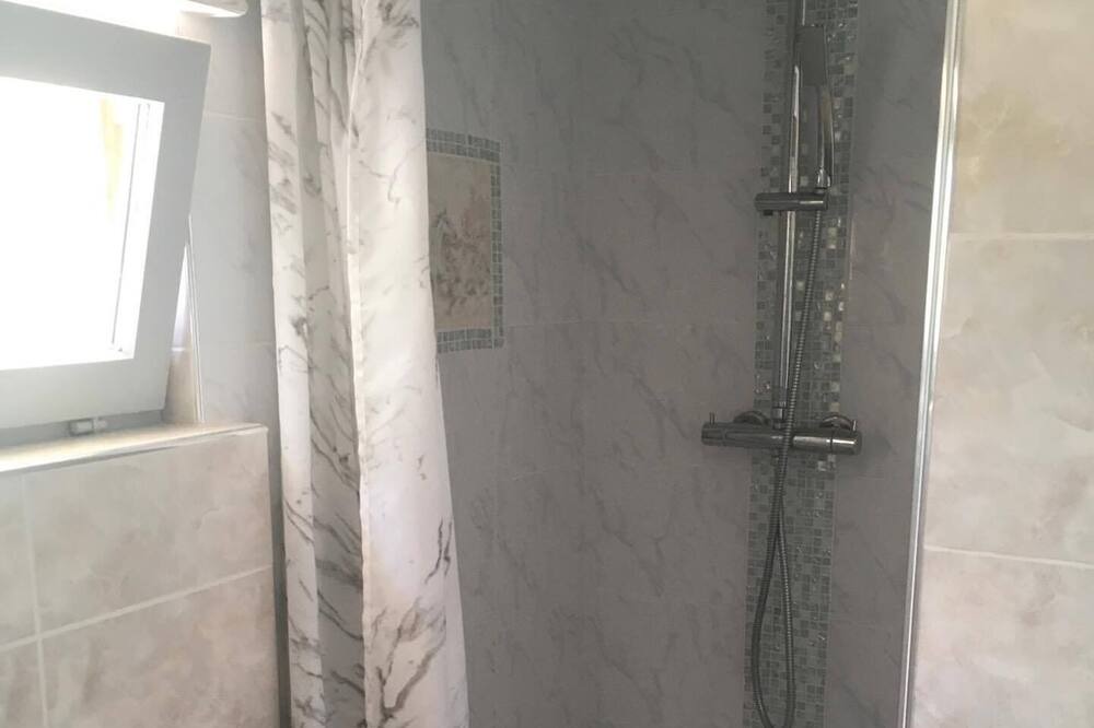 Photo of Bathroom in La Farlede