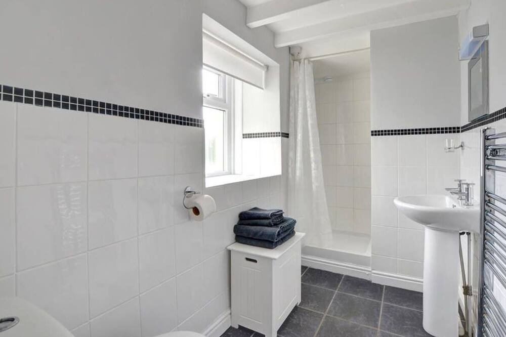 Photo of Bathroom in Aberdaron