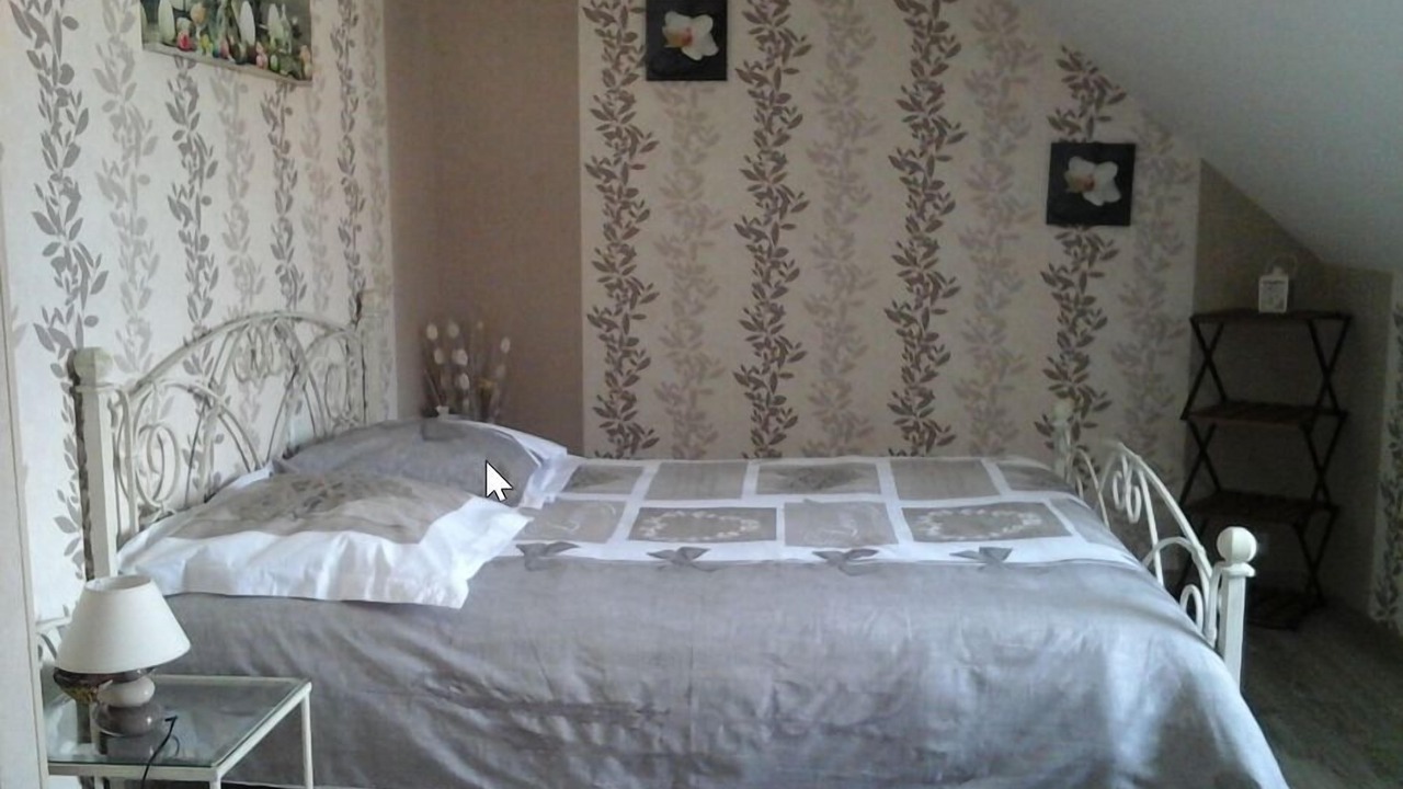 Photo of Bedroom in Saint-Herblon