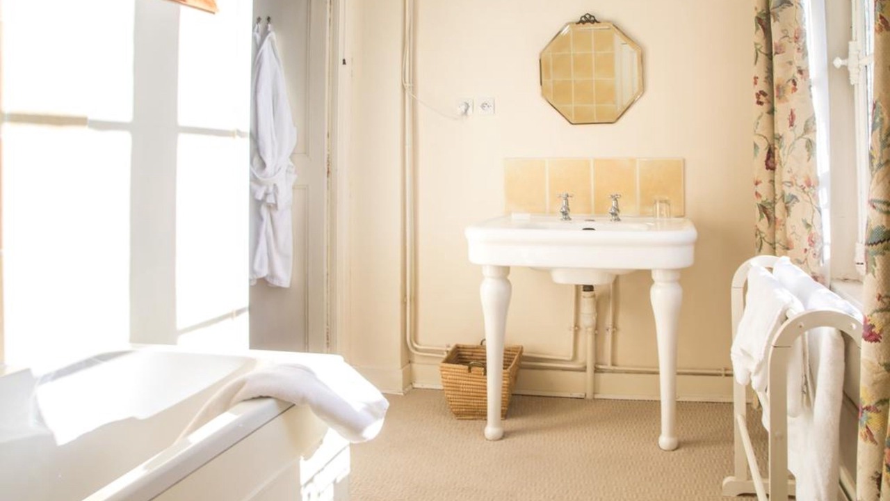 Photo of Bathroom in Verneuil-sur-Avre