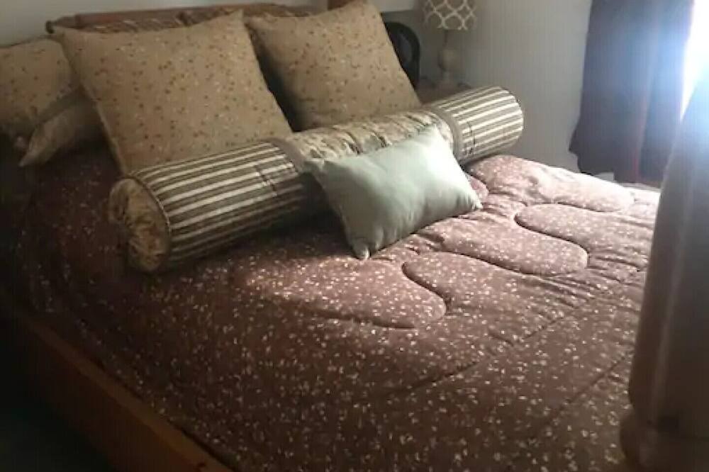 Photo of Bedroom in Orford Lake