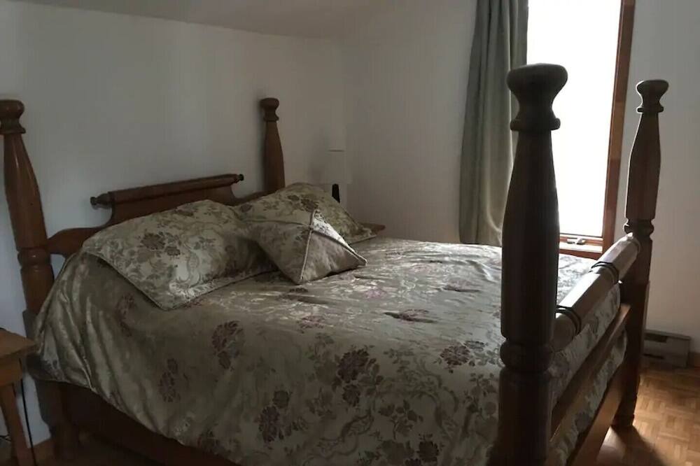 Photo of Bedroom in Orford Lake