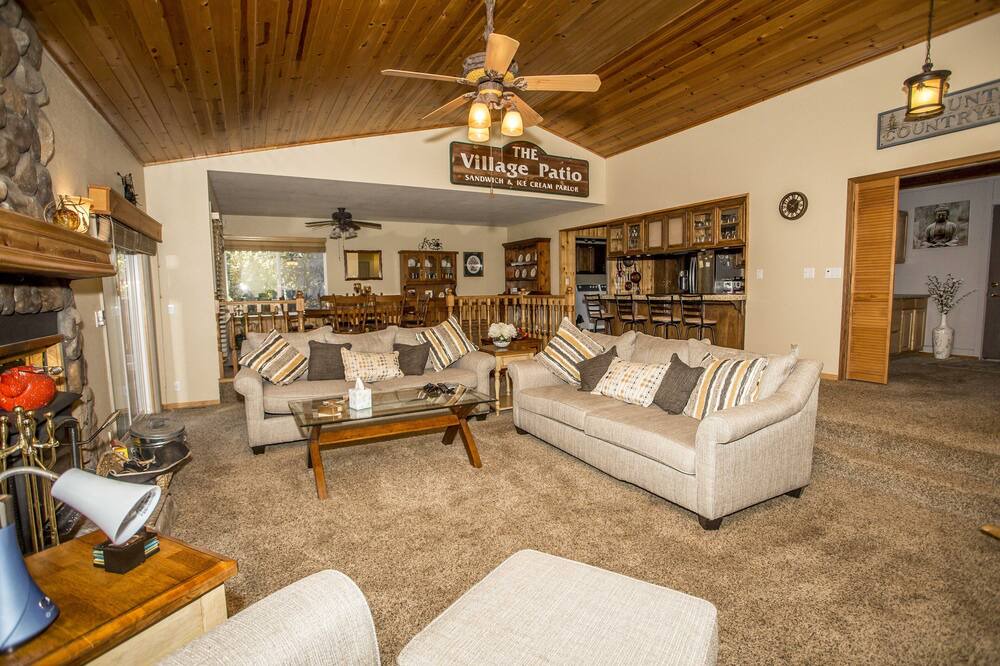 Photo of Others in Summit Estates