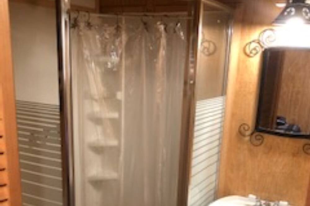 Photo of Bathroom in Negreet