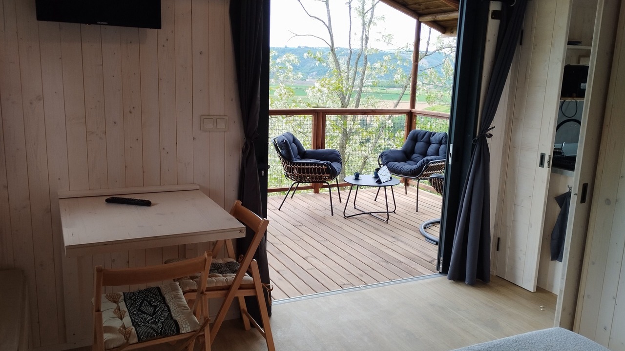 Photo of Others in Albon