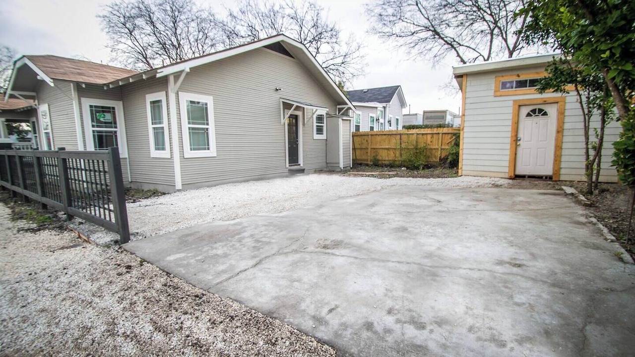 Photo of Outdoor in Near East Side