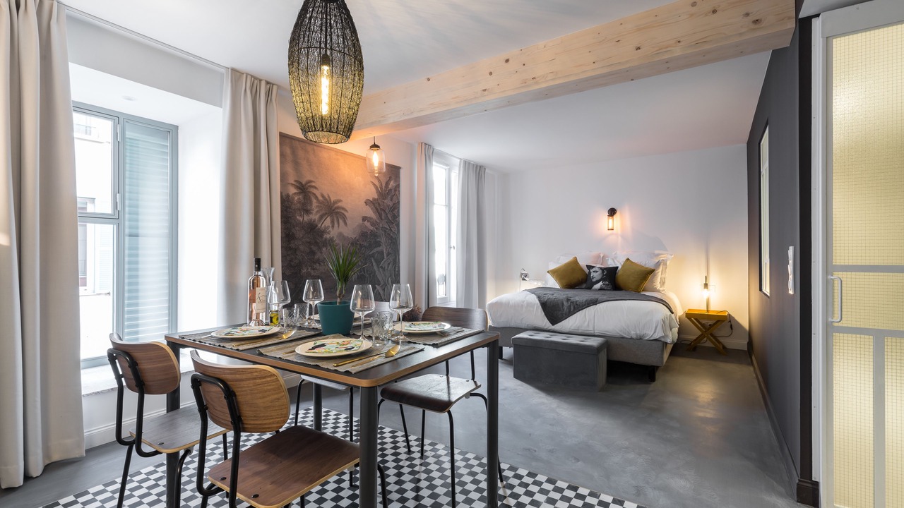 Photo of Others in Quartier du Port