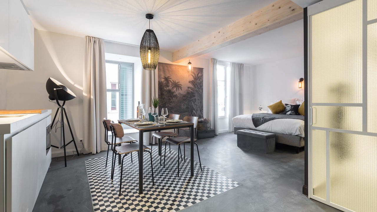 Photo of Others in Quartier du Port