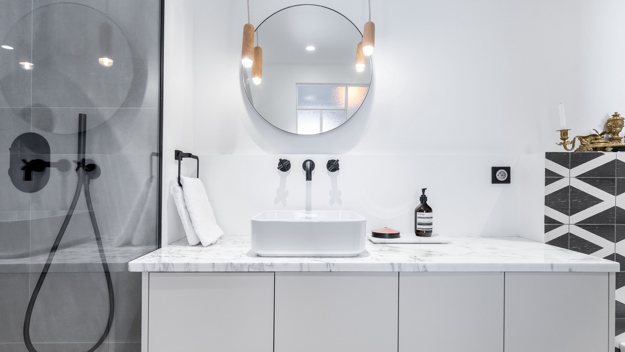 Photo of Bathroom in Quartier du Port