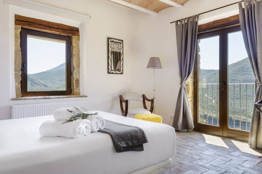 Photo of Bedroom in Gallipienzo