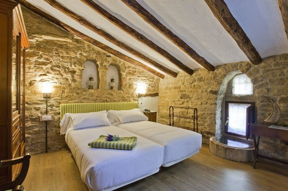 Photo of Bedroom in Gallipienzo